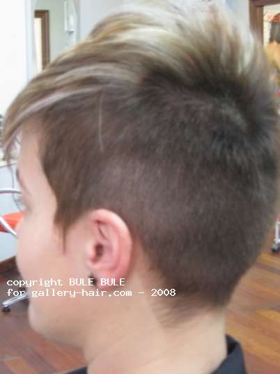 Fotos de peluquer�a: Asim�trico - Rubio - Corto 