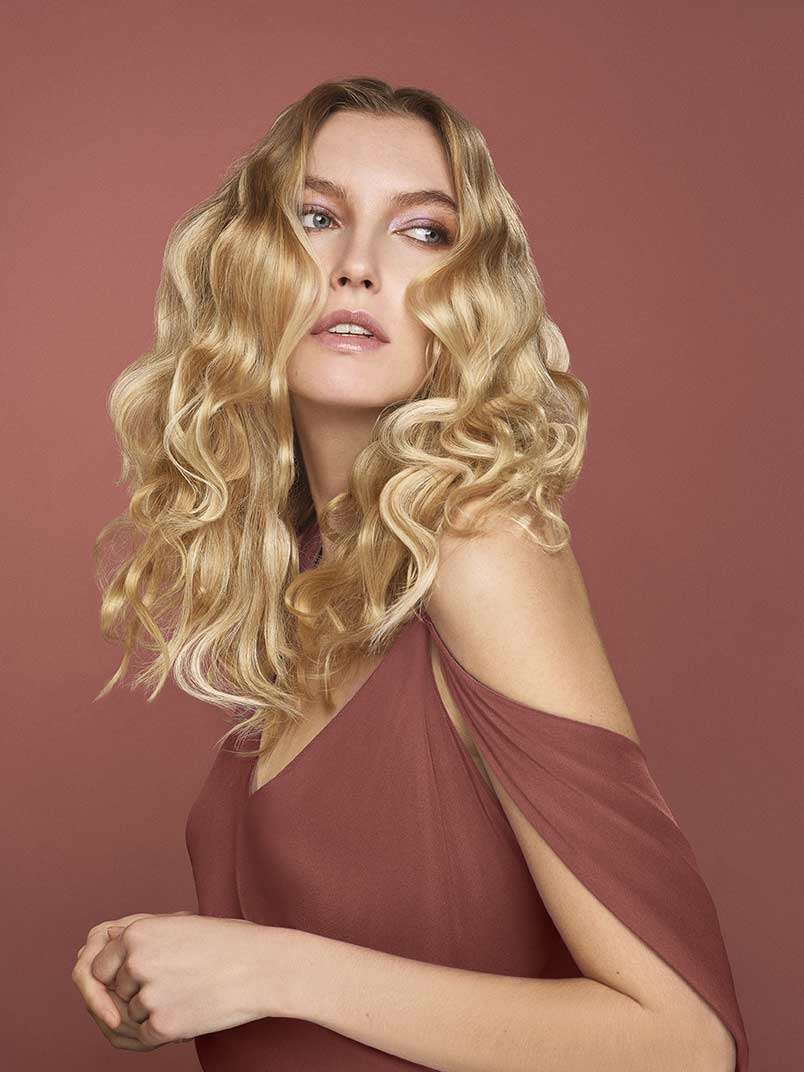 Fotos de peluquería: Rizos - Rubio - Largo 