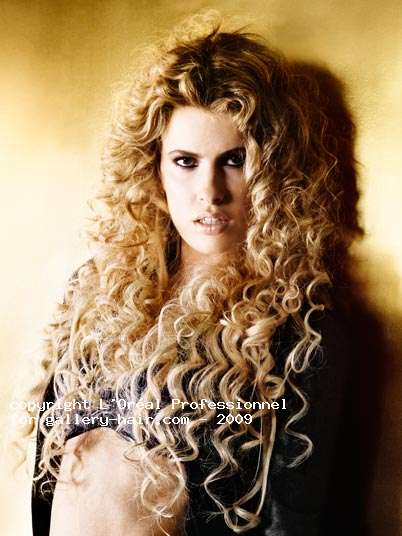 Fotos de peluquería: Rizos - Rubio - Largo 