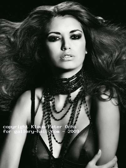 Fotos de peluquería:  - Moreno - Largo 