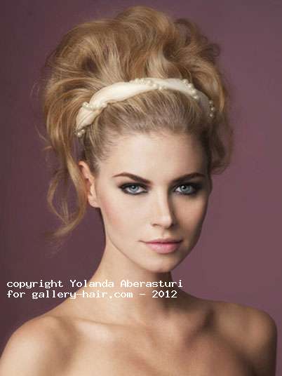 Fotos de peluquería: Recogidos - Rubio -  