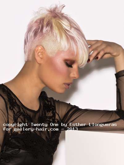 Fotos de peluquería: Escalados - Rubio - Corto 