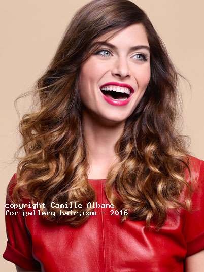 Fotos de peluquería: Rizos - Castaño - Largo 