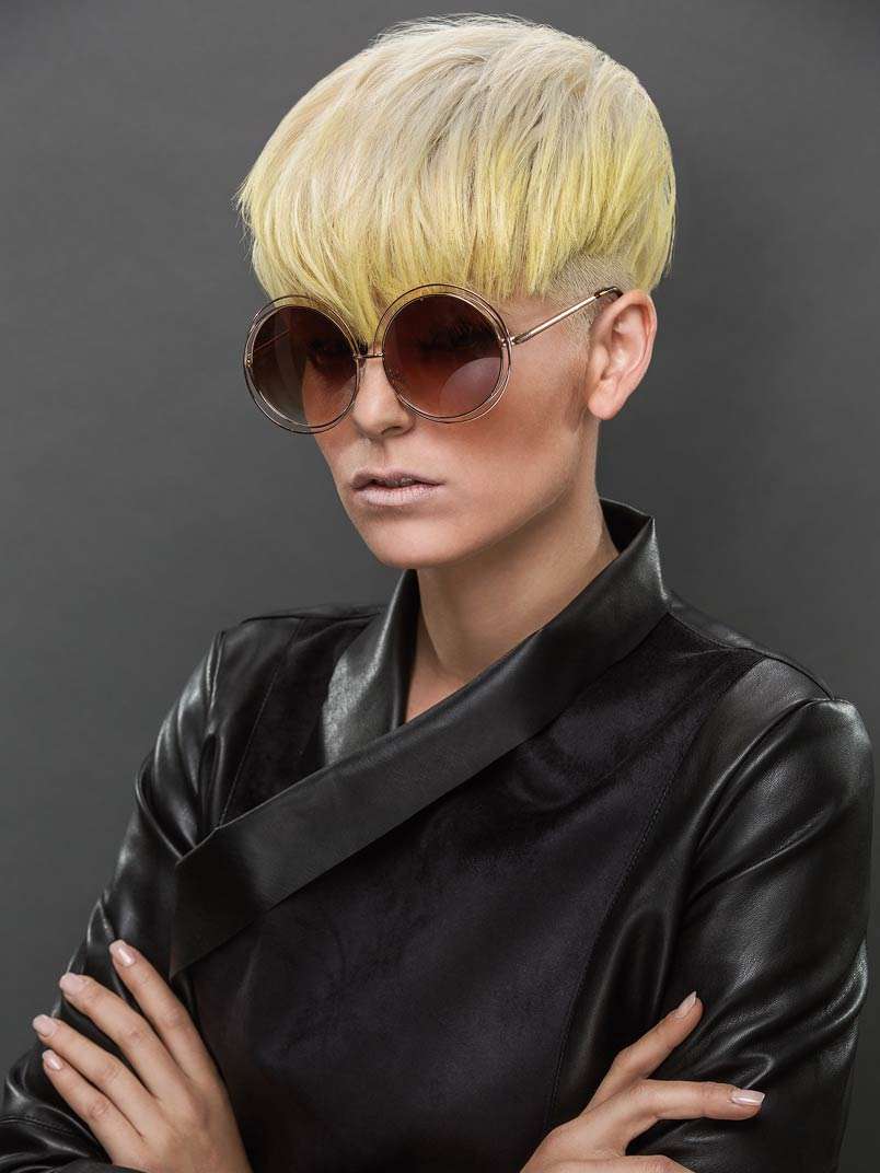 Fotos de peluquería:  - Blanco - Corto 