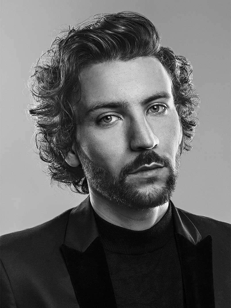 Fotos de peluquería: Hombres - Moreno - Media melena 